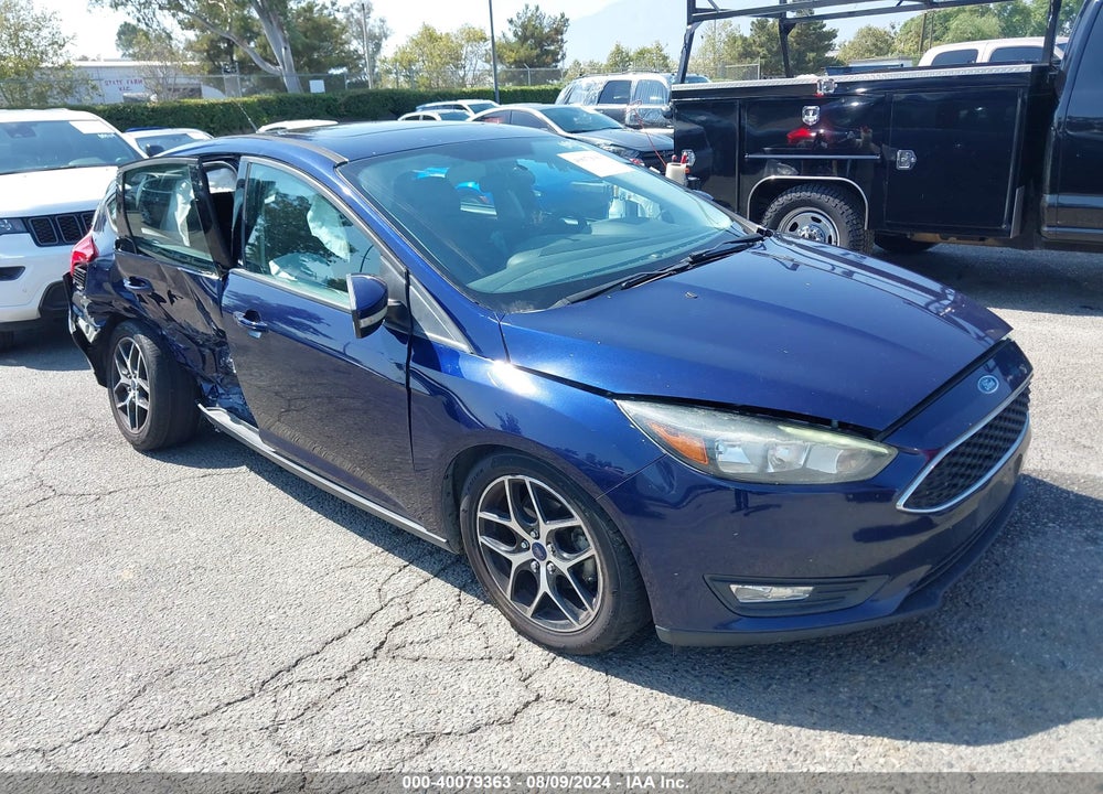 2017 FORD FOCUS SEL VIN: 1FADP3M24HL236127
