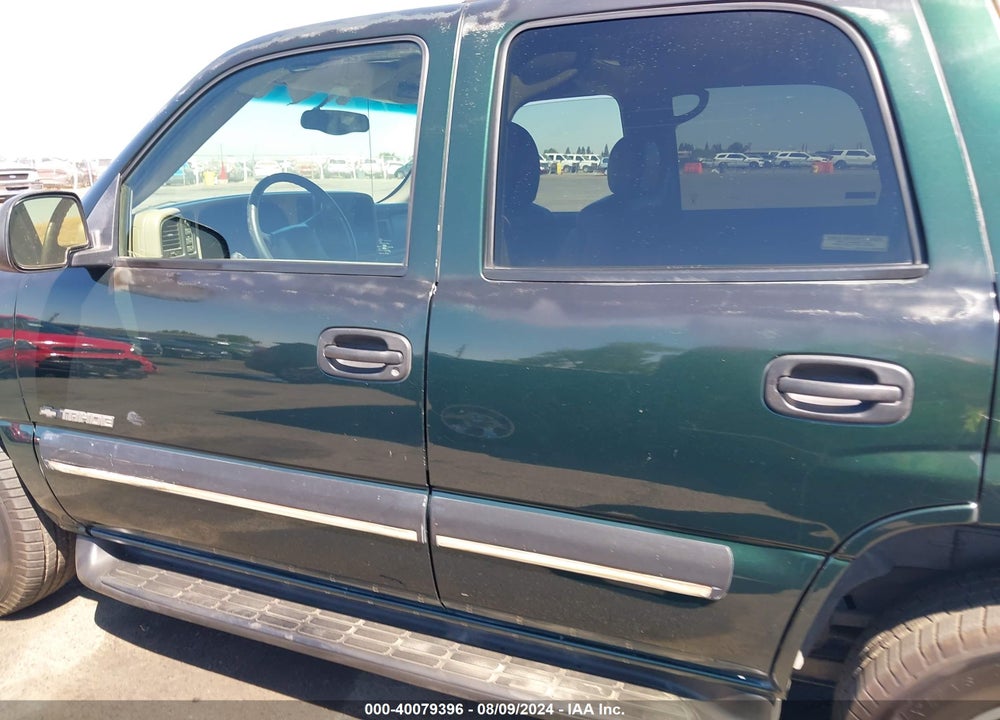 2001 CHEVROLET TAHOE LS VIN: 1GNEK13T71J183217