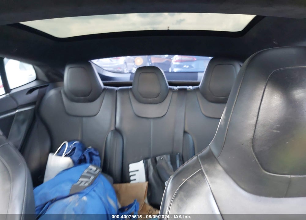 2015 TESLA MODEL S VIN: 5YJSA1H14FF099425