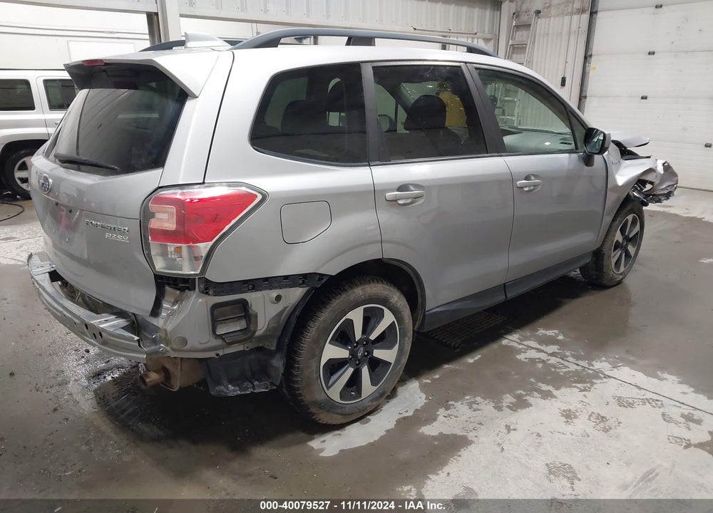 2017 SUBARU FORESTER 2.5I PREMIUM VIN: JF2SJAEC0HH517537