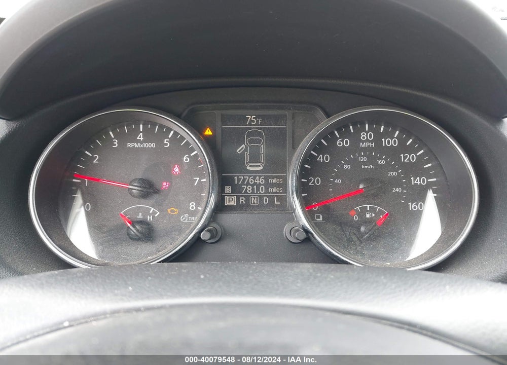2014 NISSAN ROGUE SELECT S VIN: JN8AS5MV6EW700695