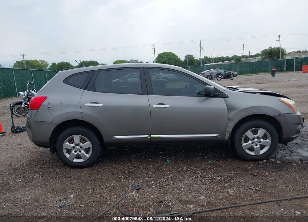 2014 NISSAN ROGUE SELECT S VIN: JN8AS5MV6EW700695