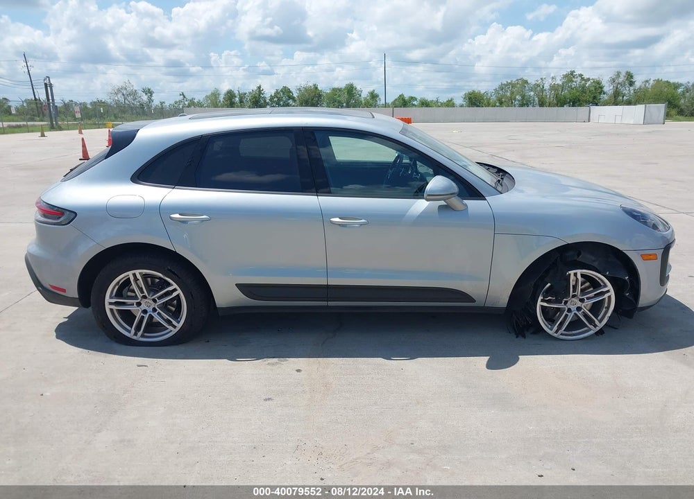 2022 PORSCHE MACAN VIN: WP1AA2A53NLB07376