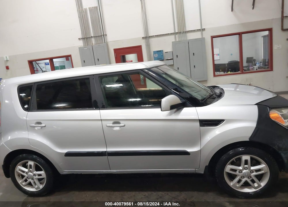 2011 KIA SOUL VIN: KNDJT2A22B7712687