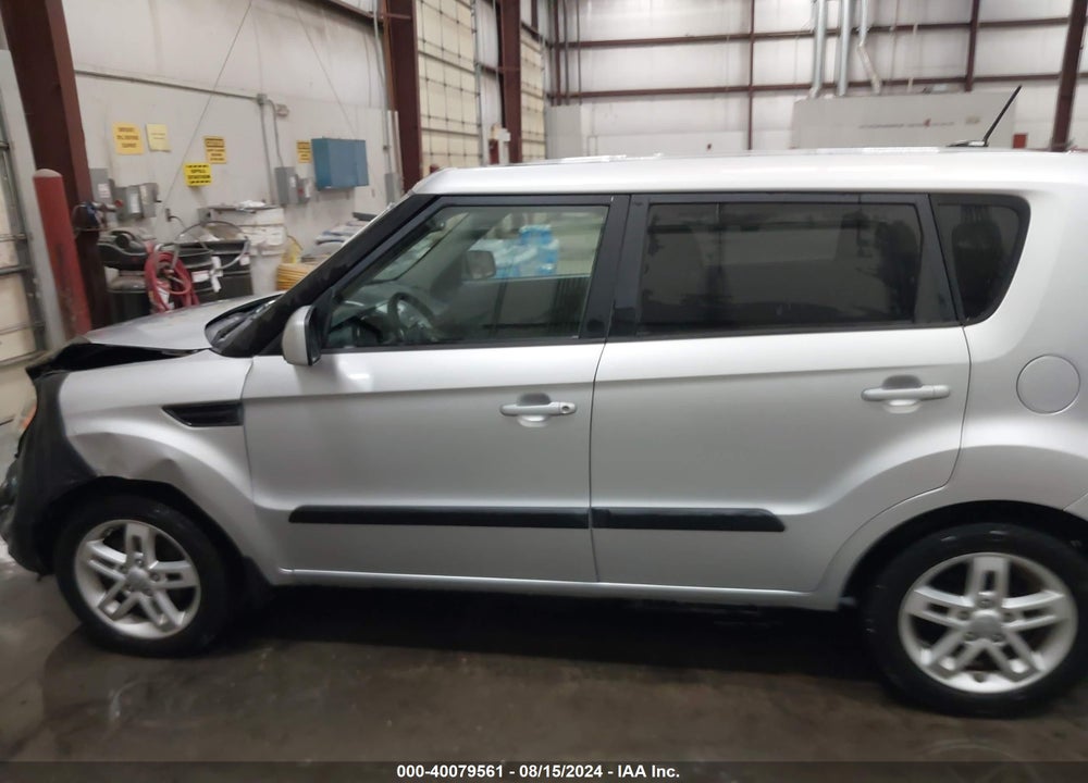 2011 KIA SOUL VIN: KNDJT2A22B7712687