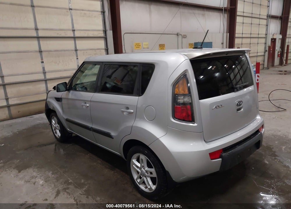 2011 KIA SOUL VIN: KNDJT2A22B7712687
