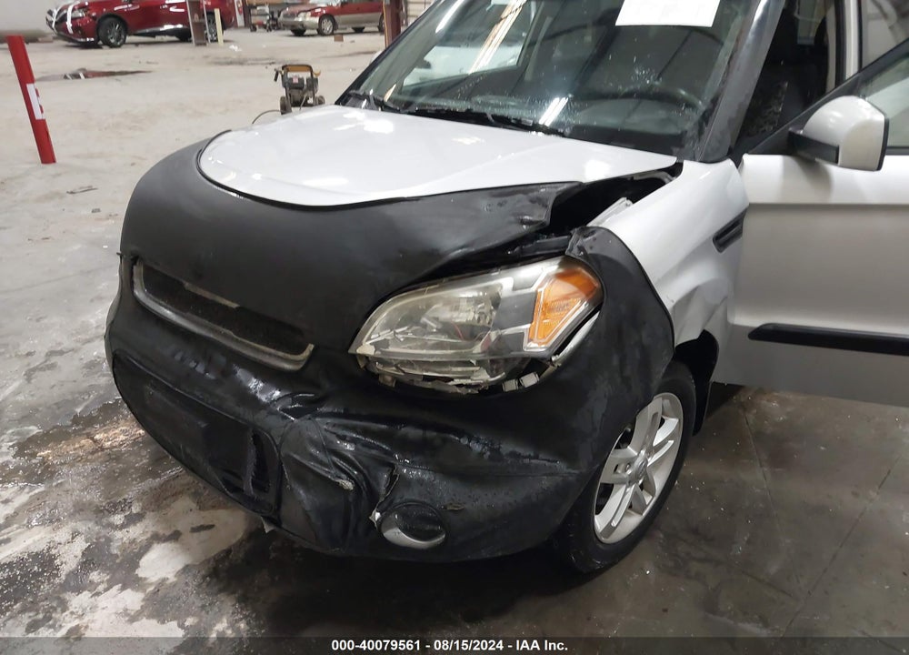2011 KIA SOUL VIN: KNDJT2A22B7712687