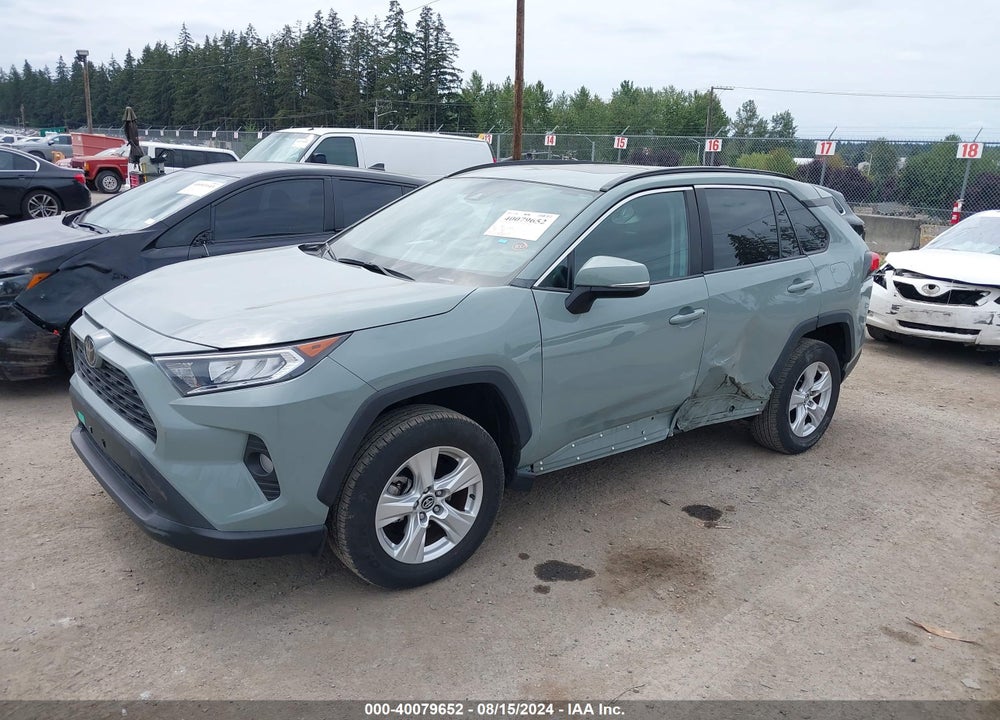 2020 TOYOTA RAV4 XLE VIN: 2T3W1RFV4LC038685