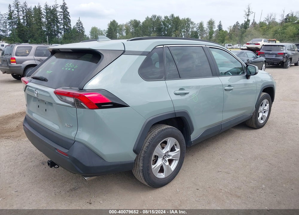 2020 TOYOTA RAV4 XLE VIN: 2T3W1RFV4LC038685