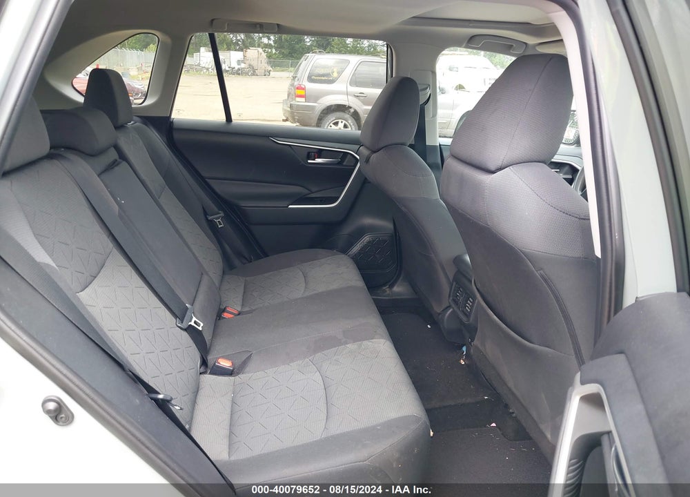 2020 TOYOTA RAV4 XLE VIN: 2T3W1RFV4LC038685
