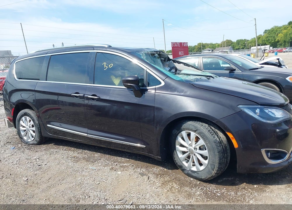 2019 CHRYSLER PACIFICA VIN: 2C4RC1BG9KR547954