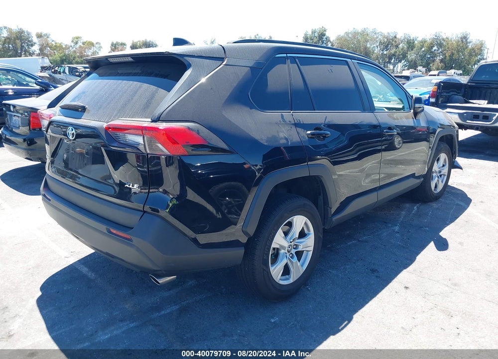 2020 TOYOTA RAV4 XLE VIN: 2T3W1RFV6LW093671