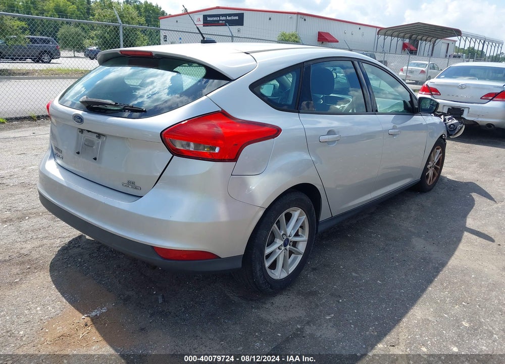2015 FORD FOCUS SE VIN: 1FADP3K26FL307022