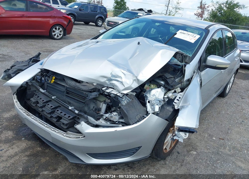 2015 FORD FOCUS SE VIN: 1FADP3K26FL307022
