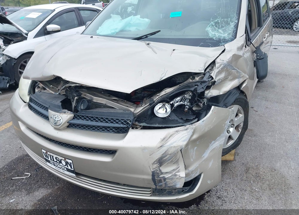 2004 TOYOTA SIENNA LE VIN: 5TDZA23C24S187279