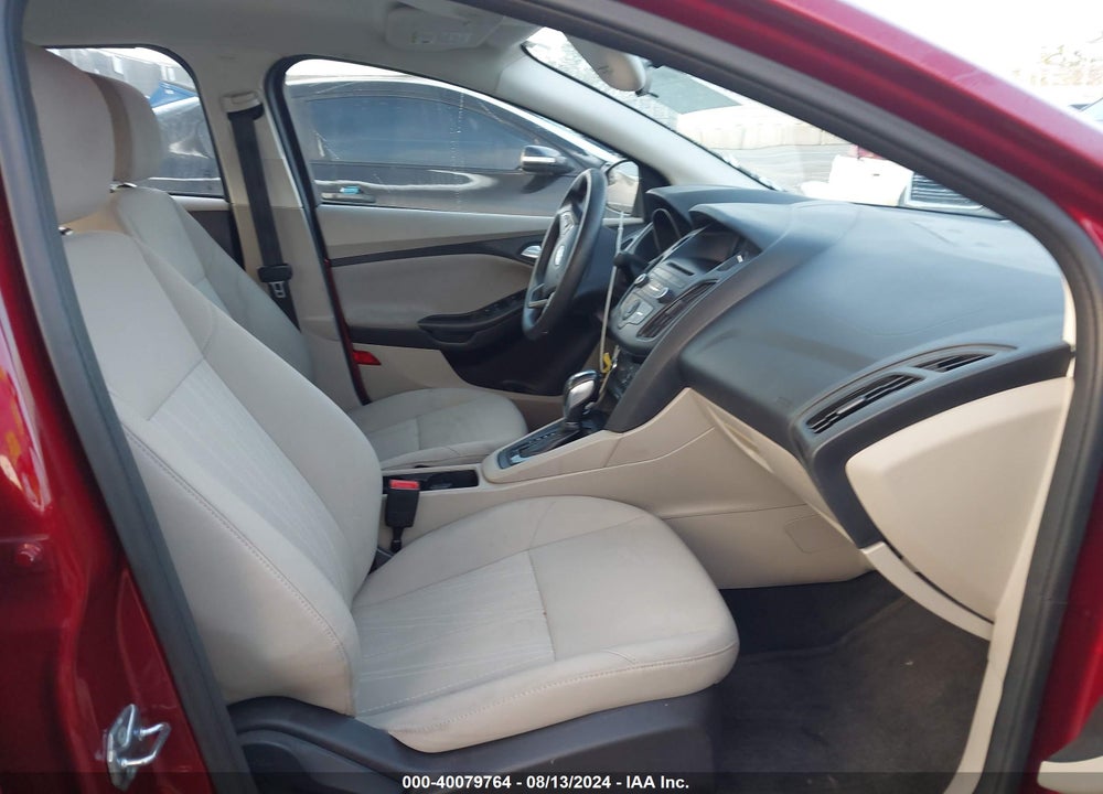 2016 FORD FOCUS SE VIN: 1FADP3F21GL296555