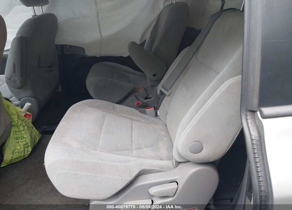 2015 TOYOTA SIENNA VIN: 5TDKK3DC5FS611026