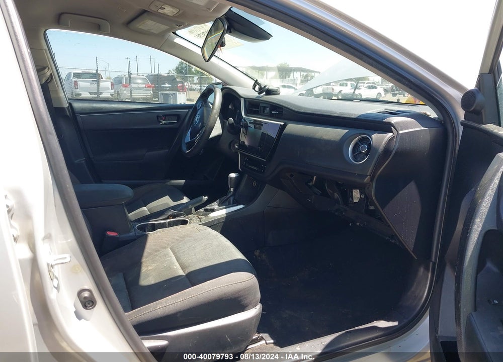 2019 TOYOTA COROLLA LE VIN: 5YFBURHE1KP931553