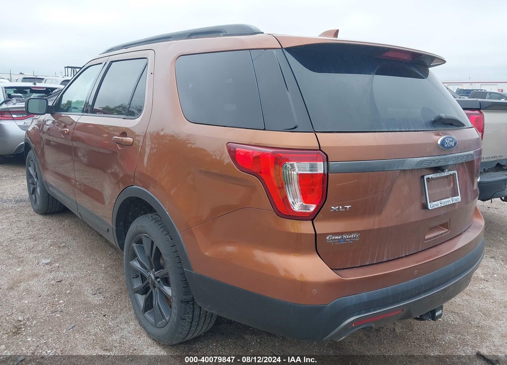 2017 FORD EXPLORER XLT VIN: 1FM5K8D88HGA69368