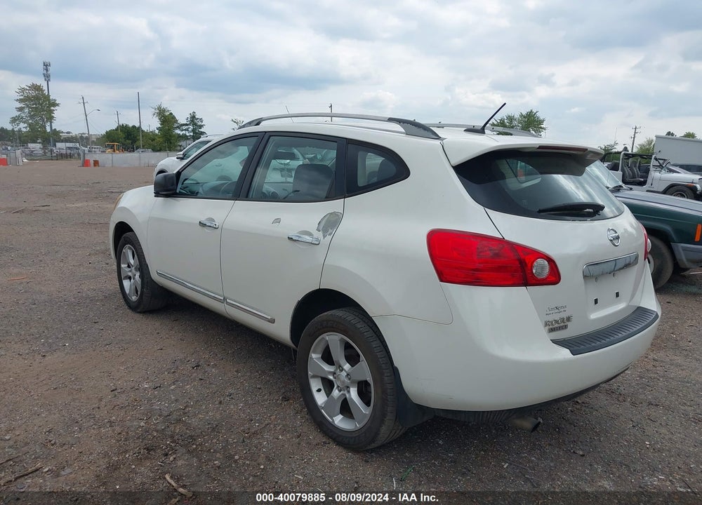 2014 NISSAN ROGUE SELECT S VIN: JN8AS5MT6EW606573
