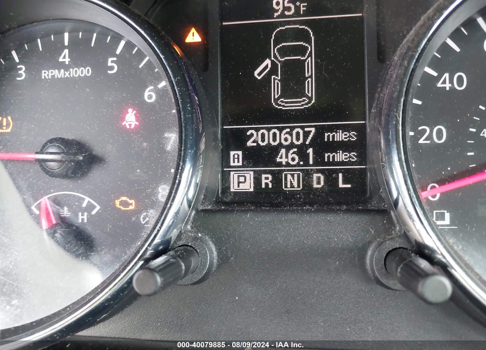 2014 NISSAN ROGUE SELECT S VIN: JN8AS5MT6EW606573