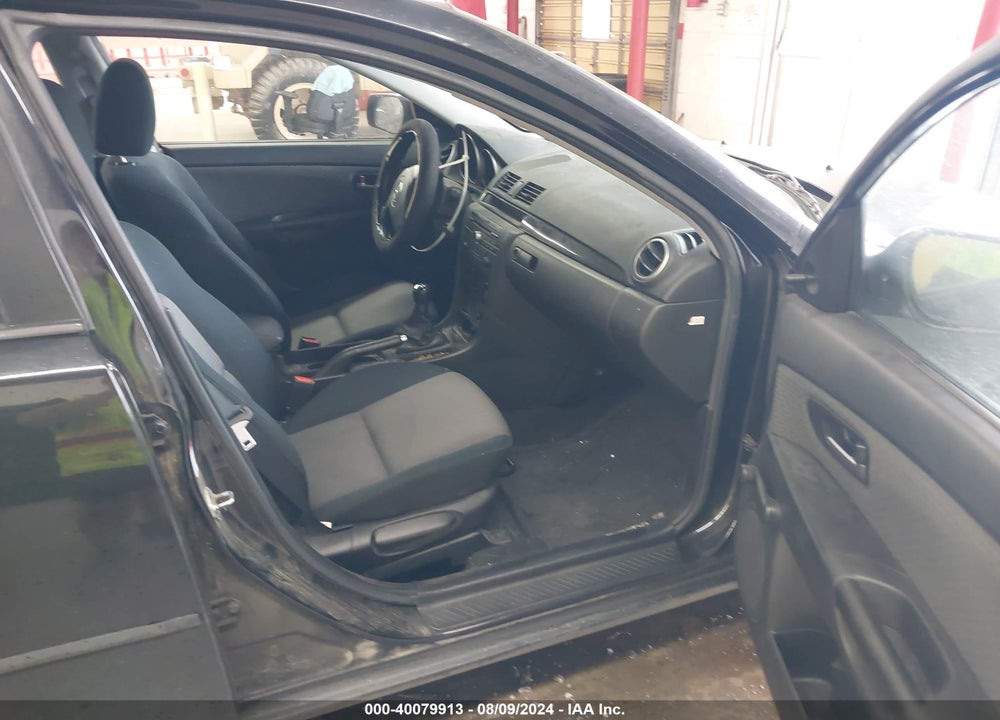 2006 MAZDA MAZDA3 VIN: JM1BK32F061529327