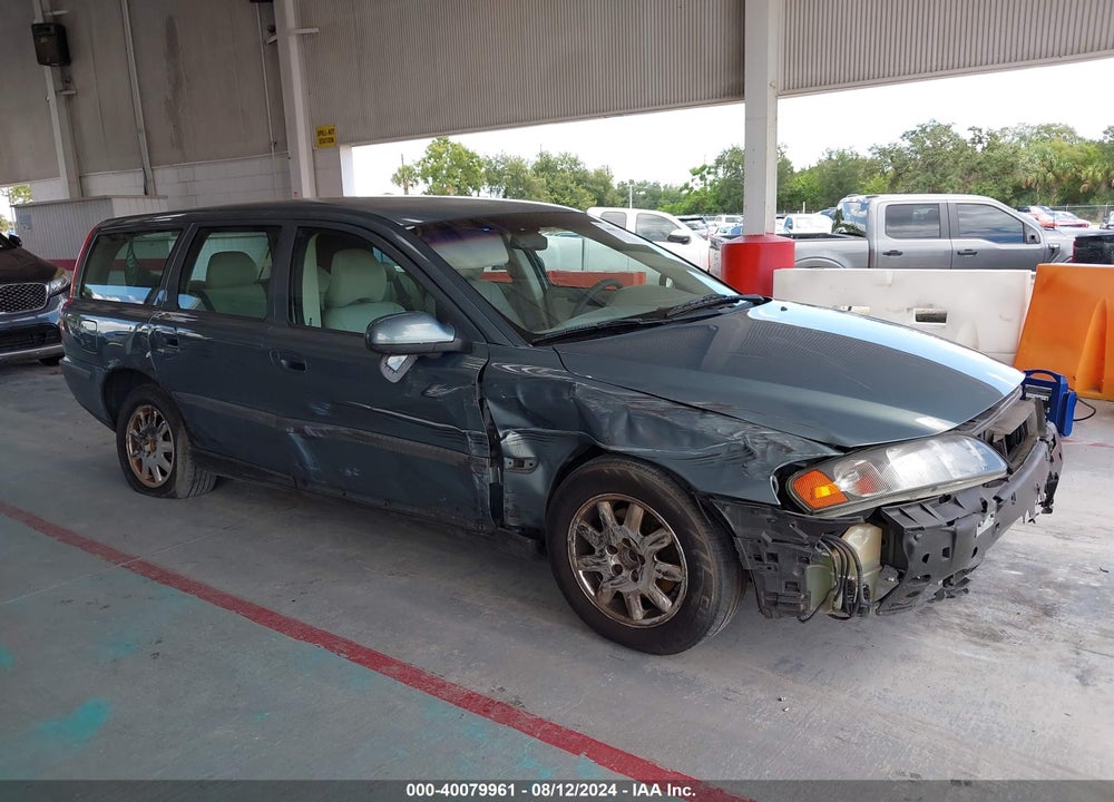 2001 VOLVO V70 2.4 VIN: YV1SW61NX12055818