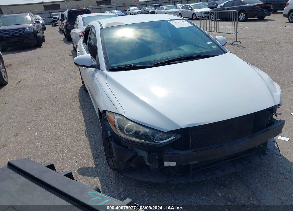 2018 HYUNDAI ELANTRA SEL VIN: 5NPD84LF3JH379288
