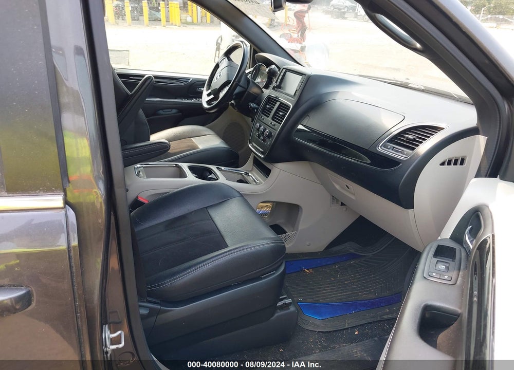2020 DODGE GRAND CARAVAN SXT VIN: 2C4RDGCG9LR194017