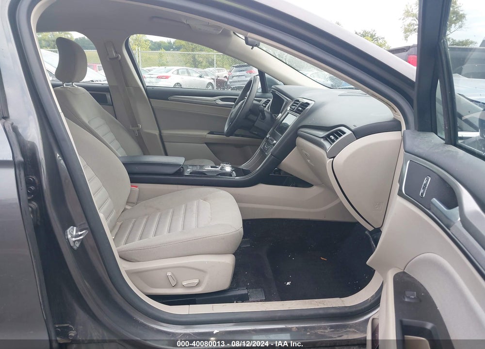2017 FORD FUSION SE VIN: 3FA6P0H70HR363195