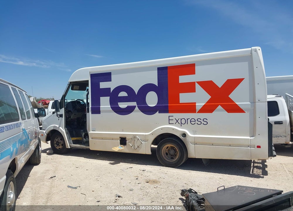 2013 ISUZU COMMERCIAL VAN VIN: JALB4T17XD7W01406