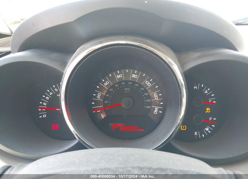 2011 KIA SOUL VIN: KNDJT2A21B7347225