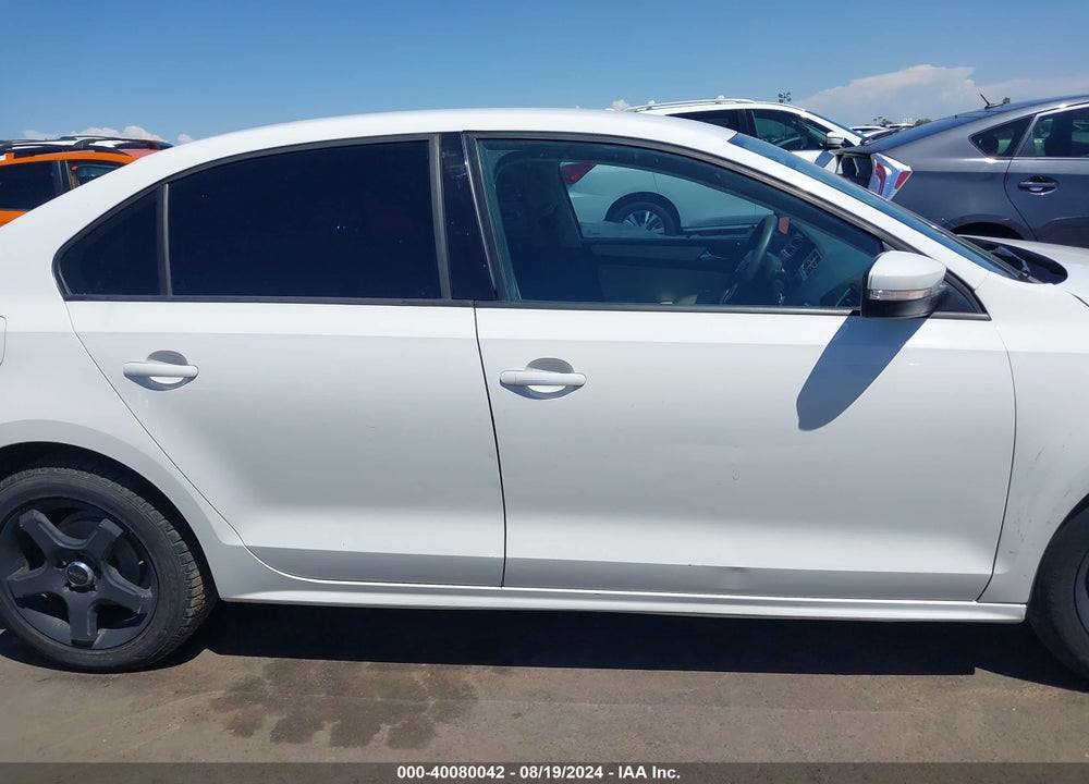 2011 VOLKSWAGEN JETTA 2.5L SE VIN: 3VWDX7AJXBM370608
