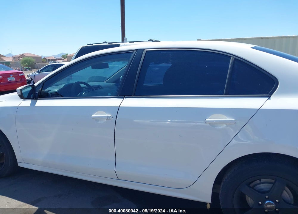 2011 VOLKSWAGEN JETTA 2.5L SE VIN: 3VWDX7AJXBM370608
