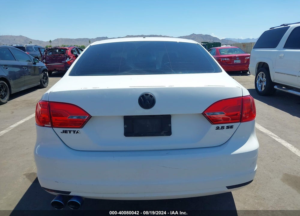 2011 VOLKSWAGEN JETTA 2.5L SE VIN: 3VWDX7AJXBM370608