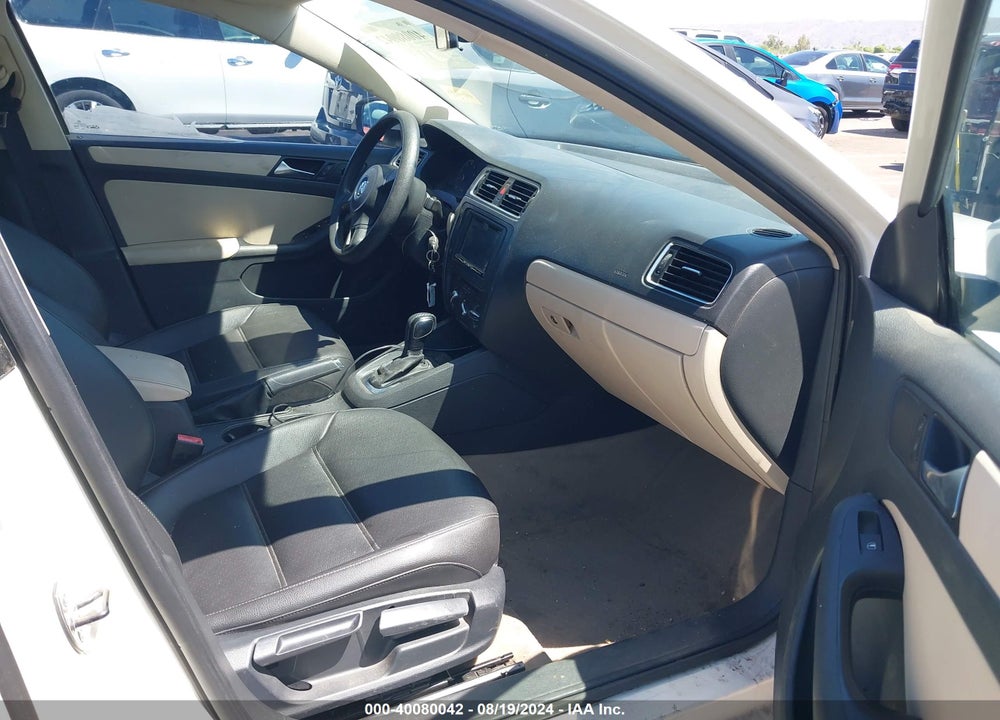 2011 VOLKSWAGEN JETTA 2.5L SE VIN: 3VWDX7AJXBM370608