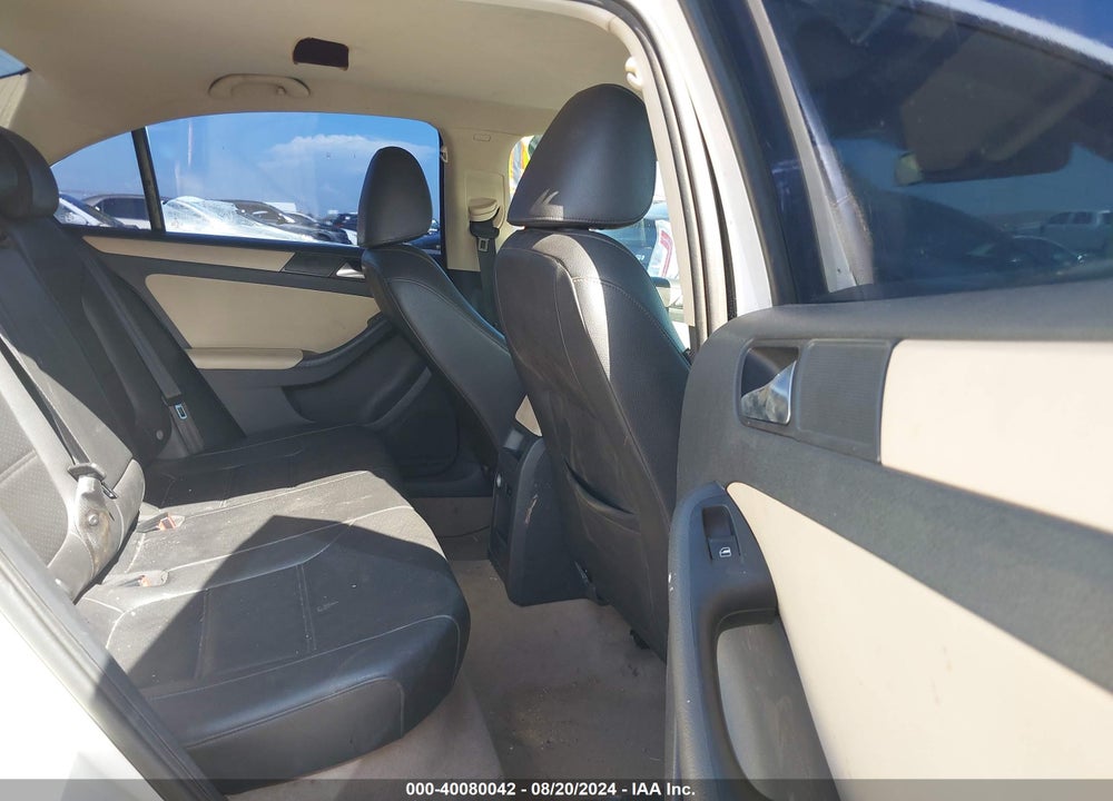 2011 VOLKSWAGEN JETTA 2.5L SE VIN: 3VWDX7AJXBM370608