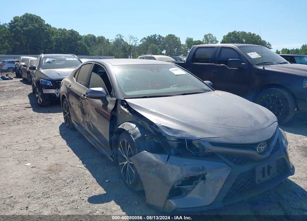 2018 TOYOTA CAMRY SE VIN: 4T1B11HK5JU606627