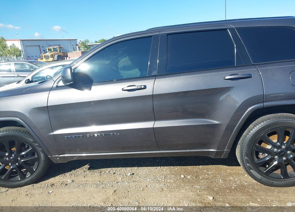2017 JEEP GRAND CHEROKEE ALTITUDE 4X4 VIN: 1C4RJFAG9HC929777