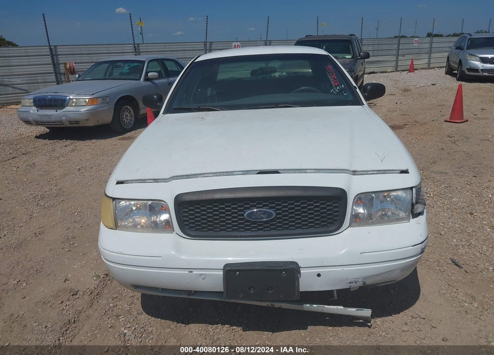 2001 FORD CROWN VICTORIA POLICE INTERCEPTOR VIN: 2FAFP71WX1X165998