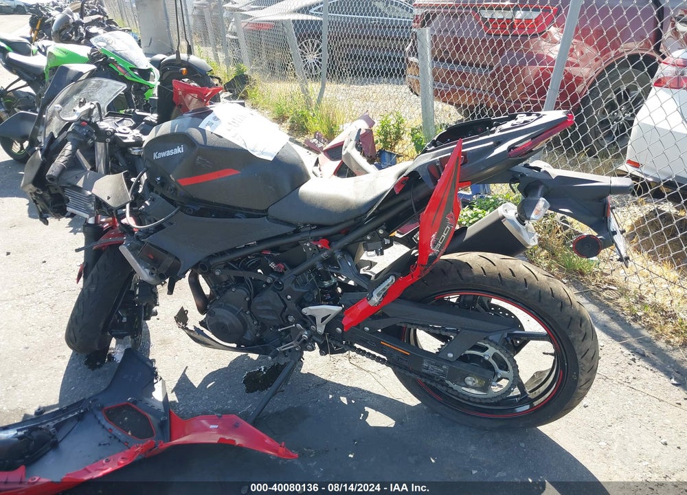 2024 KAWASAKI EX500 VIN: ML5EXGG18RDA12022