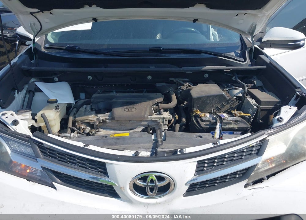 2015 TOYOTA RAV4 XLE VIN: 2T3WFREV3FW180211