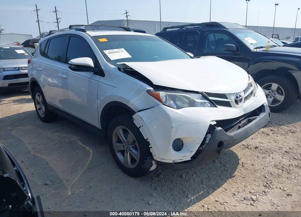 2015 TOYOTA RAV4 XLE VIN: 2T3WFREV3FW180211