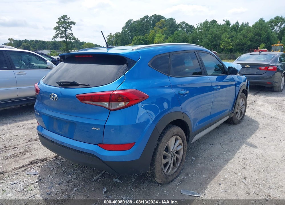 2017 HYUNDAI TUCSON SE VIN: KM8J3CA44HU472135