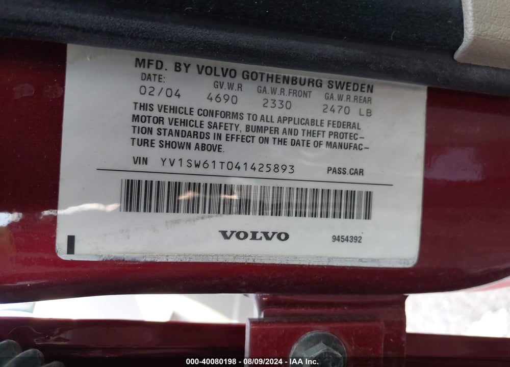 2004 VOLVO V70 2.4 VIN: YV1SW61T041425893