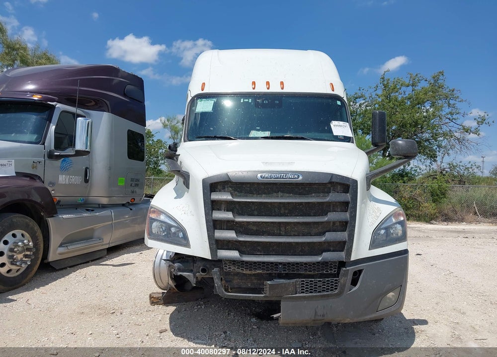 2020 FREIGHTLINER NEW CASCADIA 126 VIN: 3AKJHHDRXLSLH2302