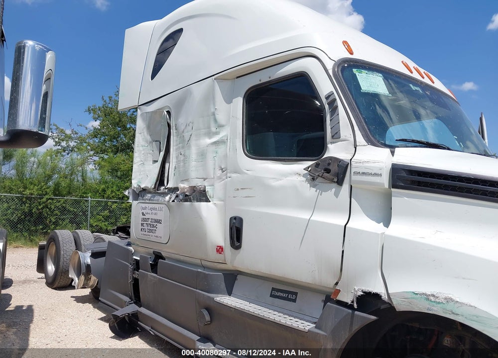 2020 FREIGHTLINER NEW CASCADIA 126 VIN: 3AKJHHDRXLSLH2302