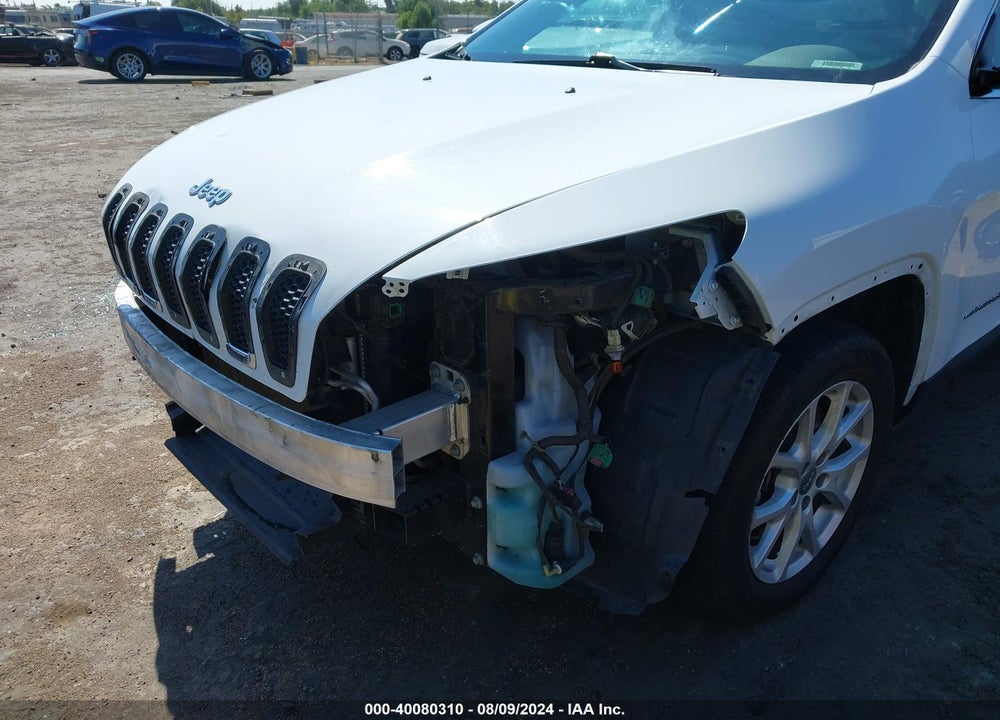 2017 JEEP CHEROKEE LATITUDE FWD VIN: 1C4PJLCS7HW653797
