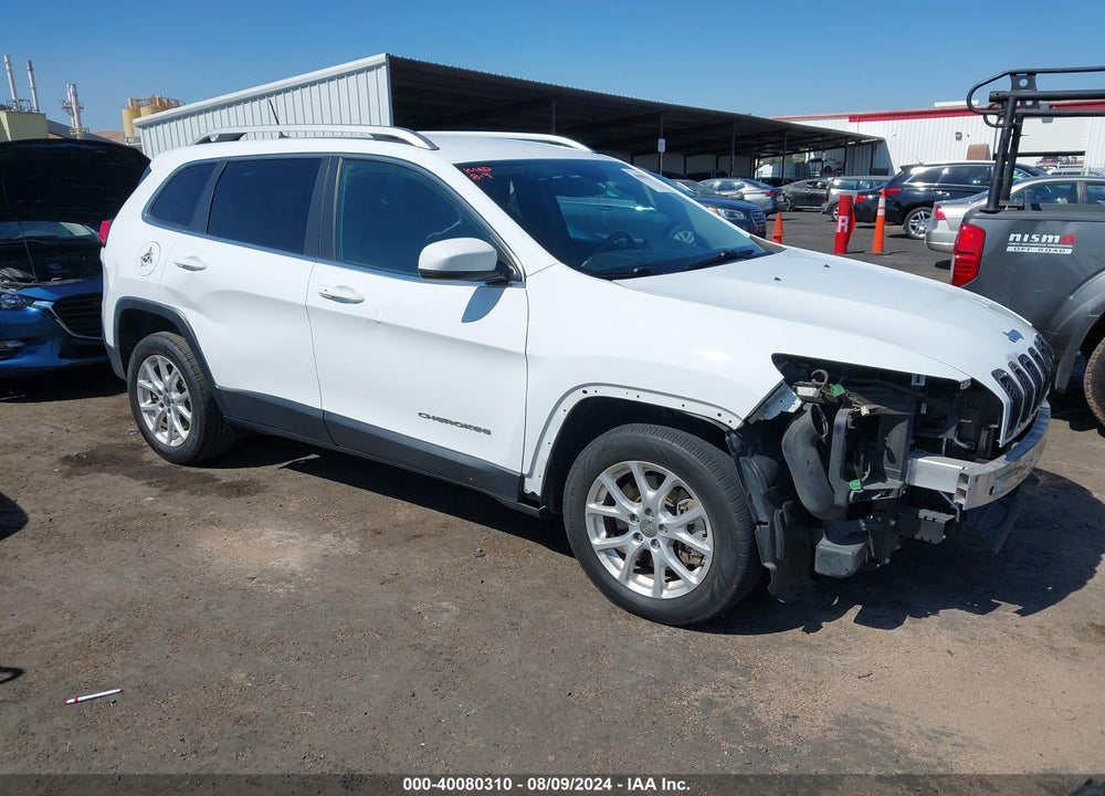2017 JEEP CHEROKEE LATITUDE FWD VIN: 1C4PJLCS7HW653797