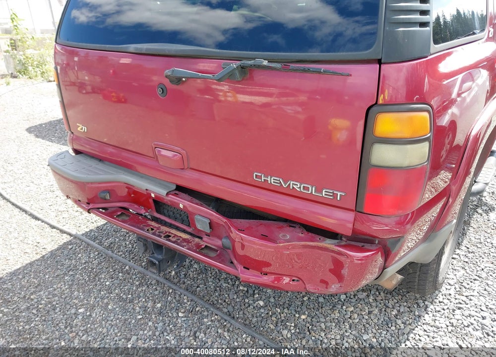 2004 CHEVROLET TAHOE VIN: 1GNEK13Z94R227843